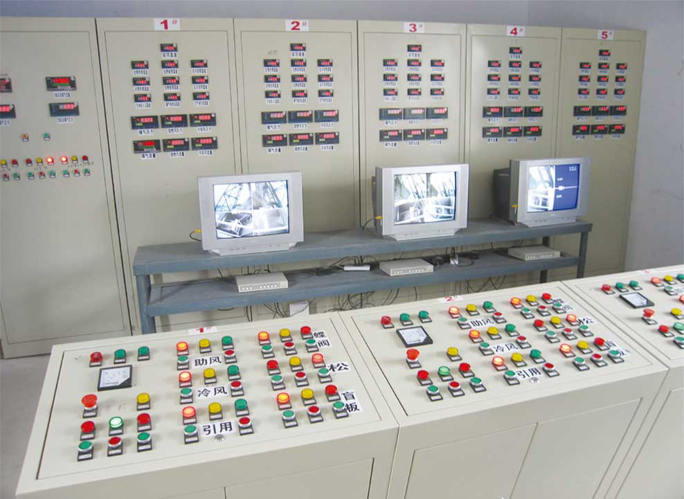 石灰窯高效空氣、煤氣預(yù)熱器及控制室1